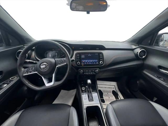 2021 Nissan Kicks SR Xtronic CVT