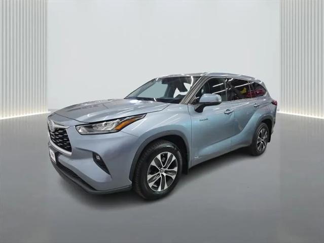 2020 Toyota Highlander Hybrid XLE for sale in Hillside, NJ