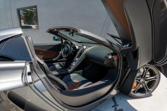 2014 McLaren MP4 12C Spider