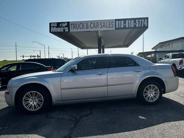 2010 Chrysler 300 Touring/Signature Series/Executive Series for sale in Tulsa, OK