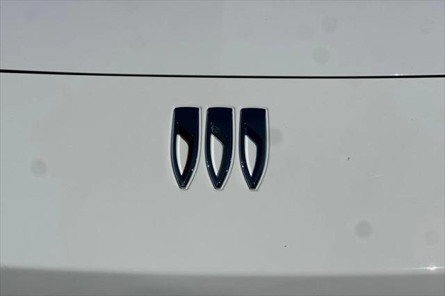 2026 Buick NV Sport Touring FWD