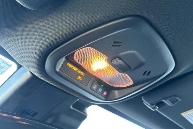 2026 Buick NV Sport Touring FWD