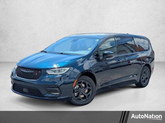 2022 Chrysler Pacifica Hybrid Touring L for sale in Columbus, GA