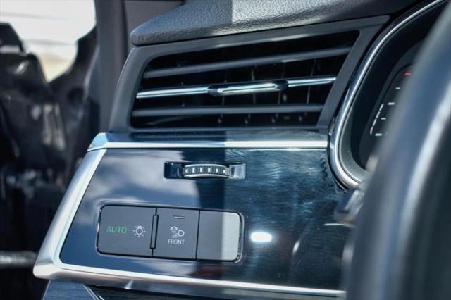 2020 Audi Q8 Premium Plus 55 TFSI quattro Tiptronic