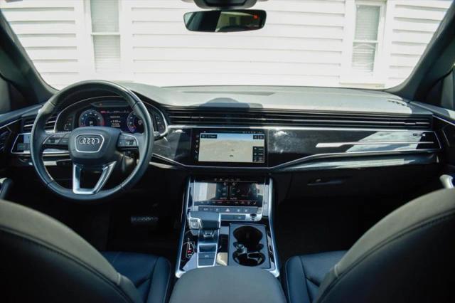 2020 Audi Q8 Premium Plus 55 TFSI quattro Tiptronic
