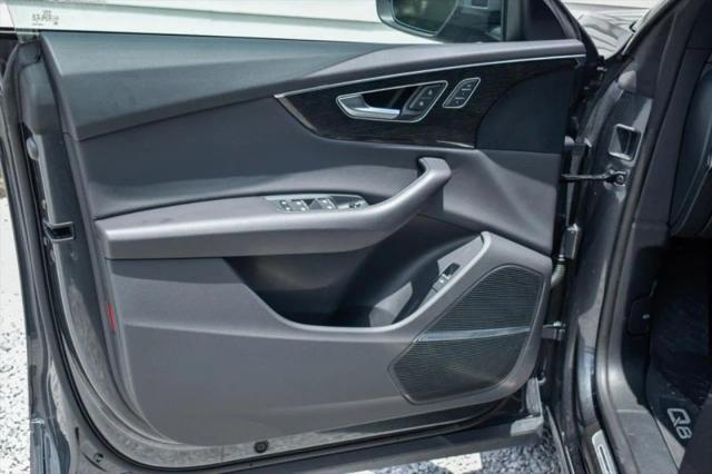 2020 Audi Q8 Premium Plus 55 TFSI quattro Tiptronic