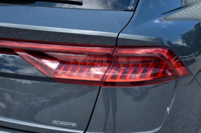 2020 Audi Q8 Premium Plus 55 TFSI quattro Tiptronic