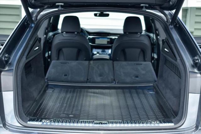 2020 Audi Q8 Premium Plus 55 TFSI quattro Tiptronic