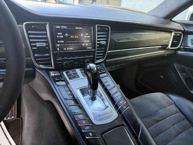 2013 Porsche Panamera GTS