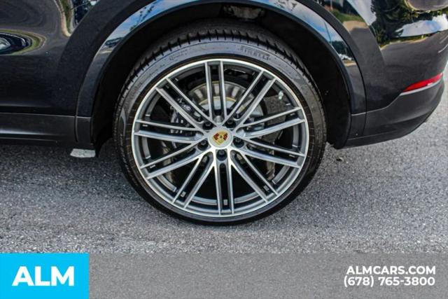 2023 Porsche Cayenne Platinum Edition