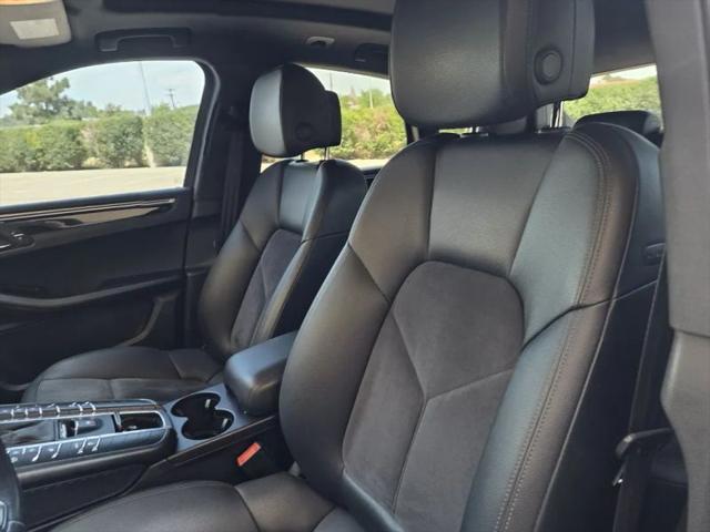 2016 Porsche Macan S