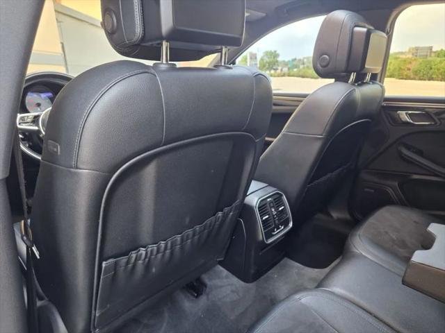 2016 Porsche Macan S
