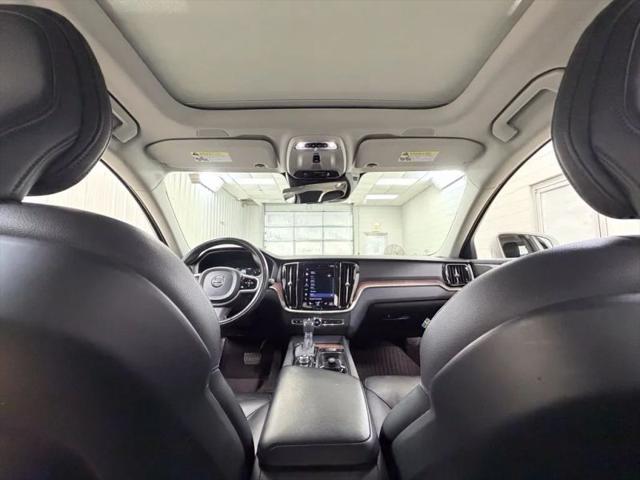 2021 Volvo S60 T6 Momentum