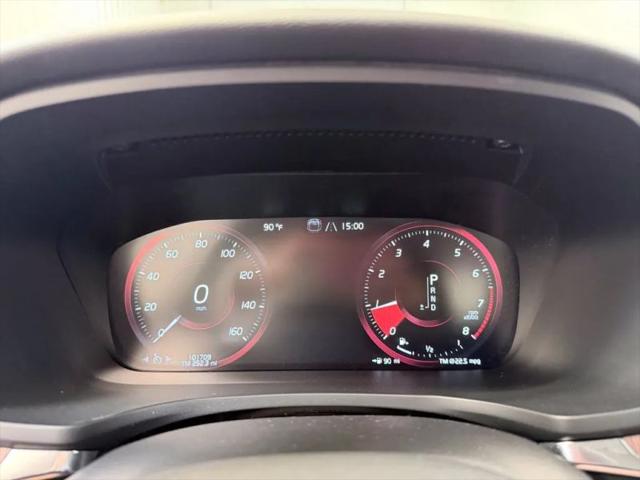 2021 Volvo S60 T6 Momentum