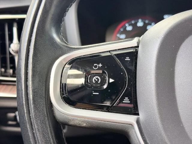 2021 Volvo S60 T6 Momentum
