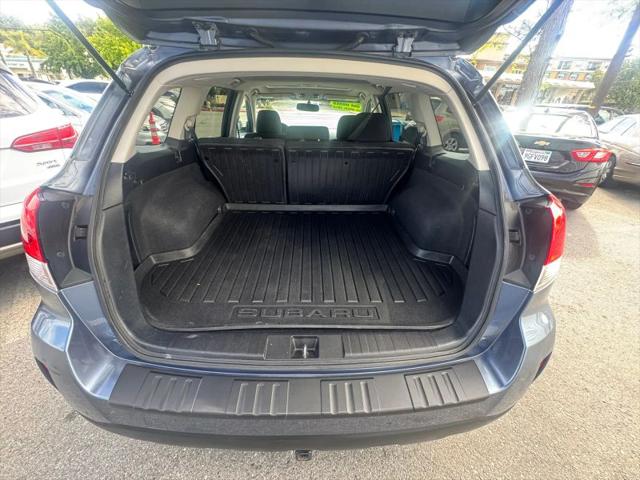 2013 Subaru Outback 2.5i Premium