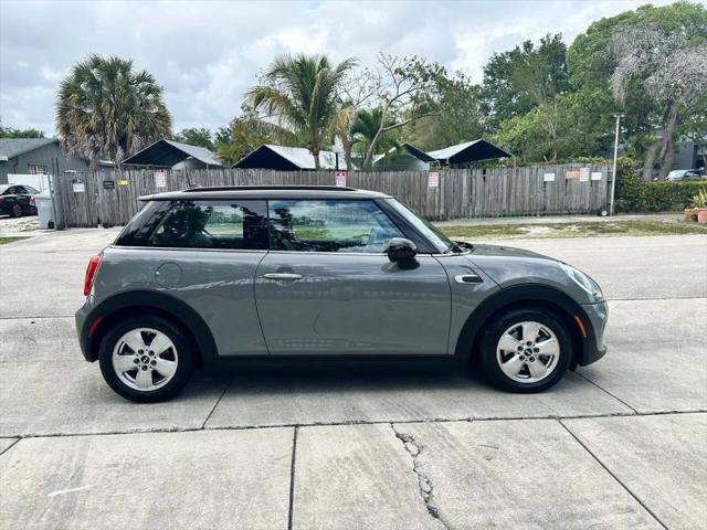 2015 MINI Hardtop Cooper
