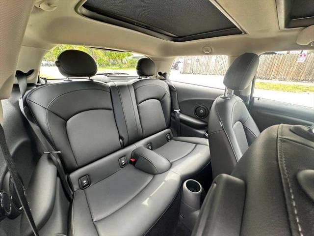 2015 MINI Hardtop Cooper