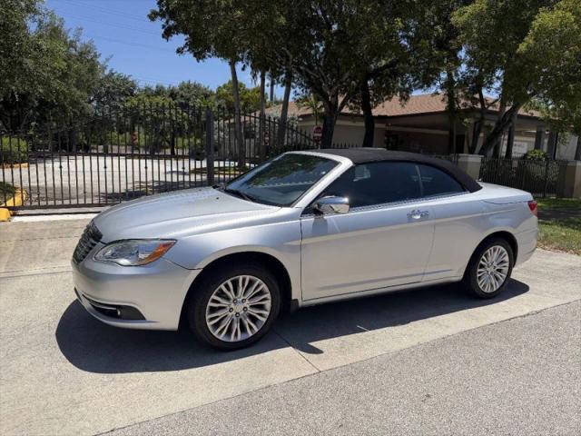 2011 Chrysler 200 Limited for sale in Pompano Beach, FL