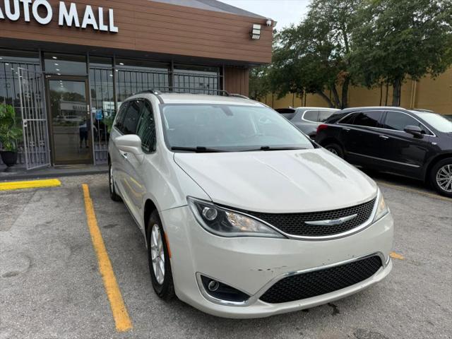 2020 Chrysler Pacifica Touring L