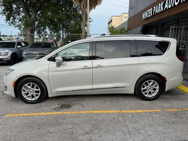 2020 Chrysler Pacifica Touring L