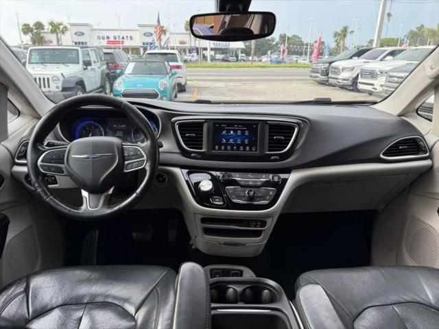 2020 Chrysler Pacifica Touring L