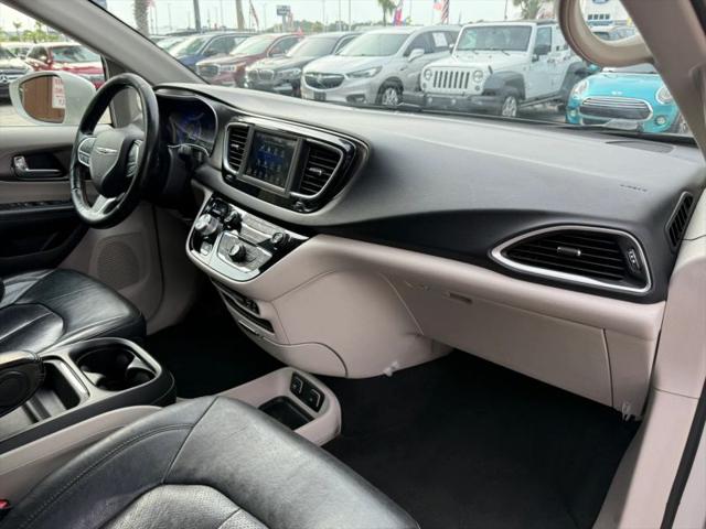 2020 Chrysler Pacifica Touring L