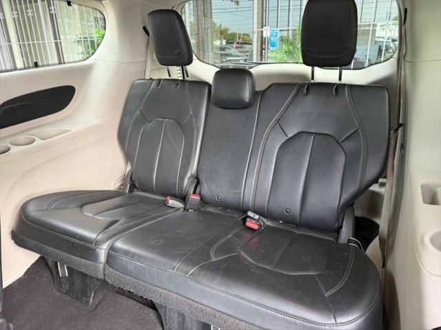 2020 Chrysler Pacifica Touring L