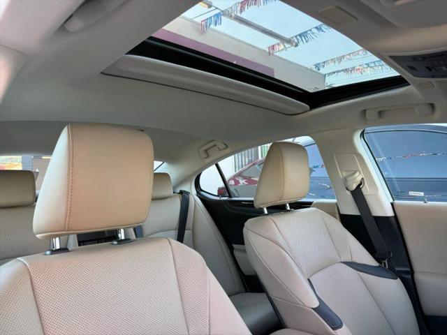 2021 Lexus ES 300h 300h