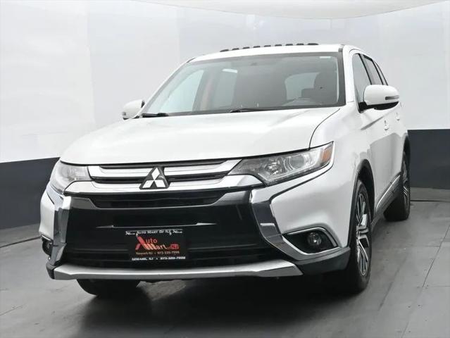 2017 Mitsubishi Outlander SE for sale in Newark, NJ