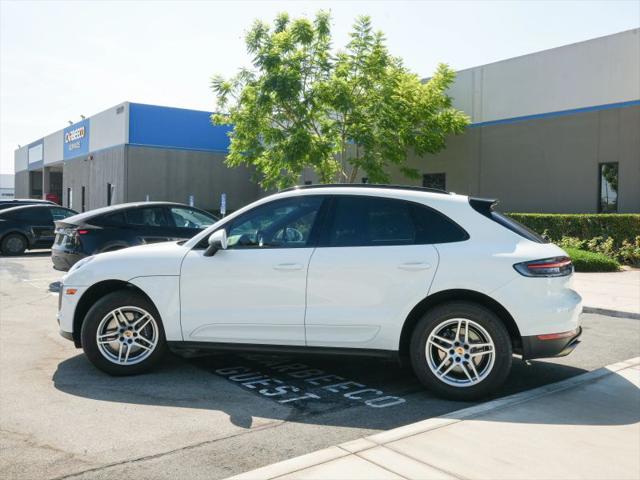 2021 Porsche Macan Base
