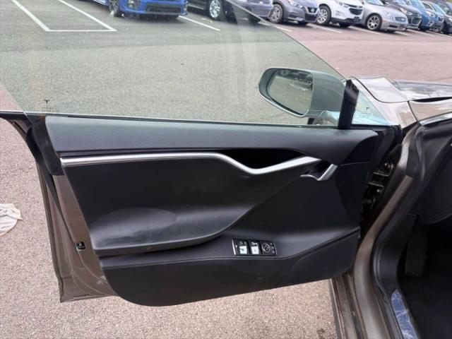 2015 Tesla Model S 70D
