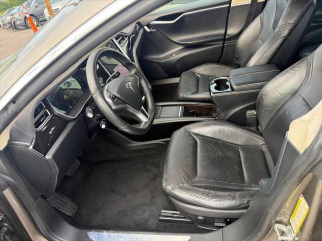 2015 Tesla Model S 70D