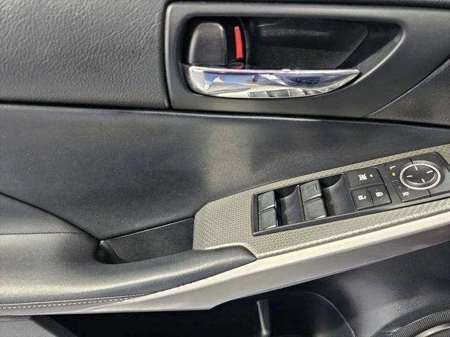 2016 Lexus IS 200t 200t