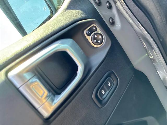 2022 Jeep Gladiator Sport
