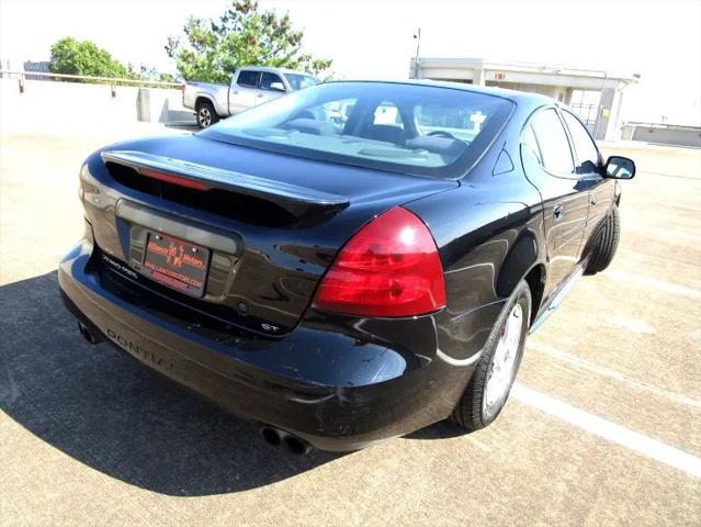 2004 Pontiac Grand Prix GT2