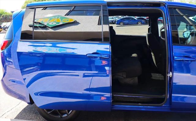 2020 Chrysler Pacifica Touring