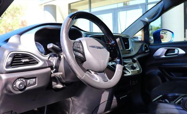 2020 Chrysler Pacifica Touring