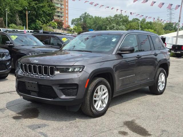 2023 Jeep Grand Cherokee Laredo 4x4 for sale in Yonkers, NY