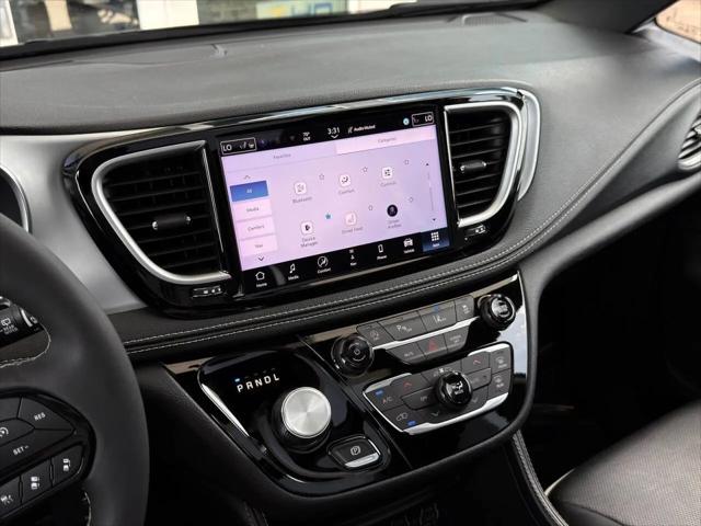 2025 Chrysler Pacifica Limited