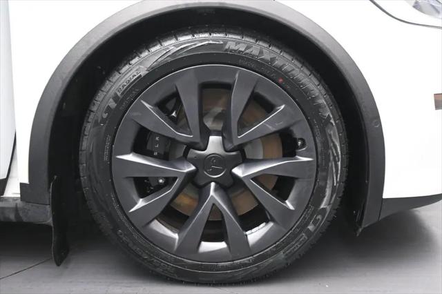 2023 Tesla Model X Standard Range