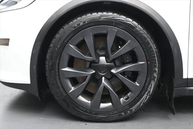 2023 Tesla Model X Standard Range