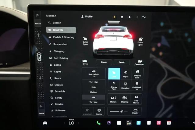 2023 Tesla Model X Standard Range