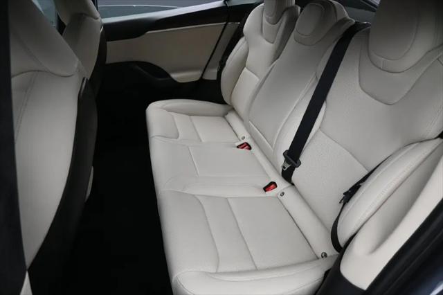 2022 Tesla Model S Dual Motor All-Wheel Drive