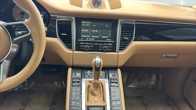 2016 Porsche Macan S