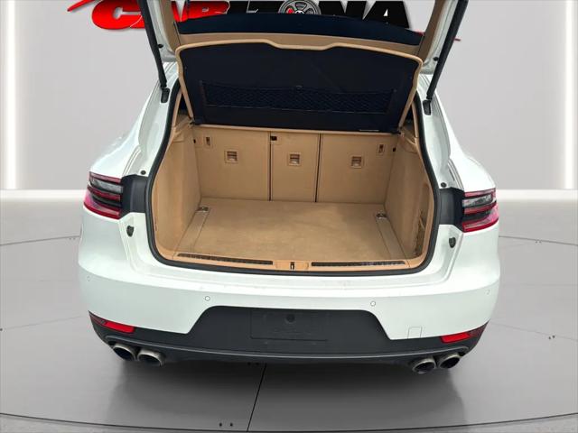 2016 Porsche Macan S