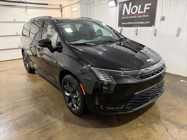 2027 Chrysler Pacifica PACIFICA LIMITED AWD