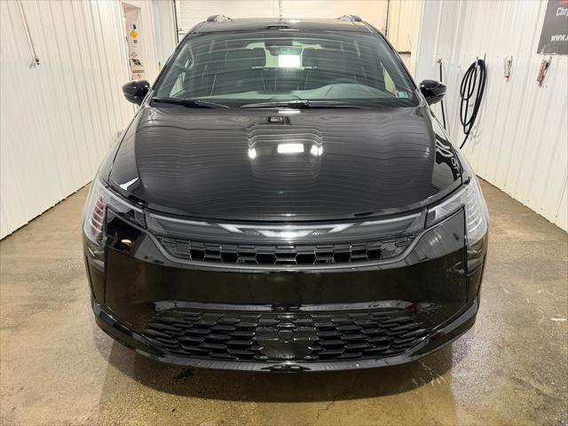 2027 Chrysler Pacifica PACIFICA LIMITED AWD