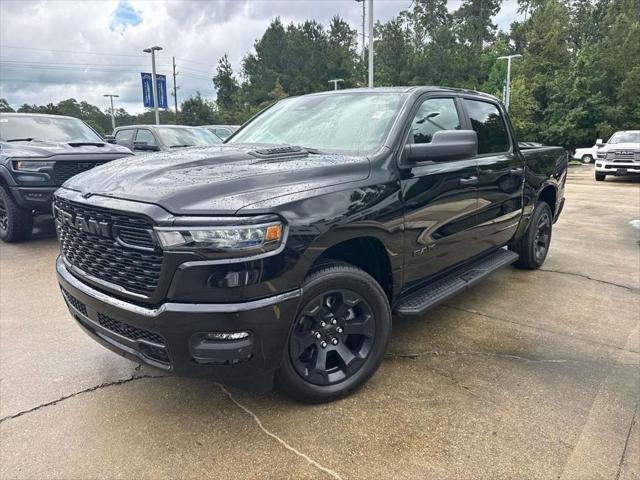 2026 RAM 1500 RAM 1500 EXPRESS CREW CAB 4X4 57 BOX