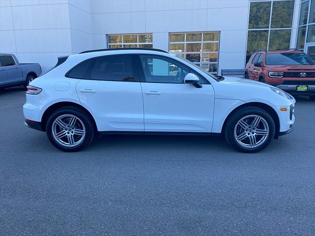 2021 Porsche Macan Unknown